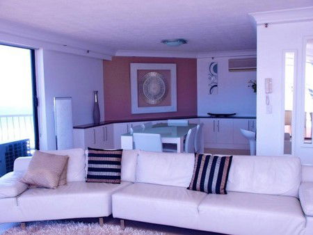 Aegean Apartments - Coogee Beach Accommodation 1