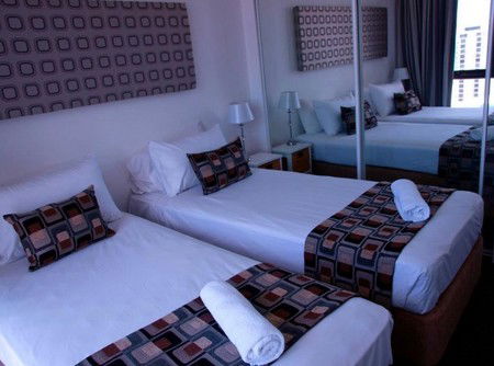 Aegean Apartments - Coogee Beach Accommodation 3