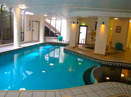 Aegean Apartments - Coogee Beach Accommodation 4