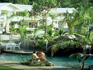 Sailz Boutique Holiday Villas - Coogee Beach Accommodation 3