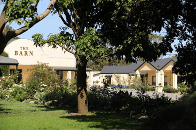 The Barn - Coogee Beach Accommodation 1