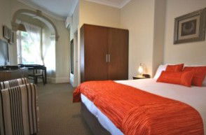 Cremorne Point Manor - Coogee Beach Accommodation 4
