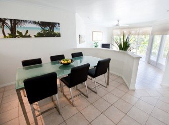 Port Douglas Beachfront Terraces - Coogee Beach Accommodation 1