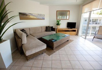 Port Douglas Beachfront Terraces - Coogee Beach Accommodation 2