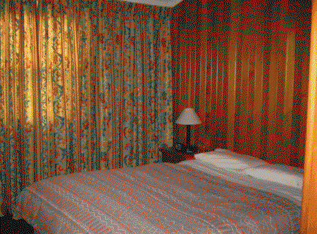 Valhalla Lodge - Coogee Beach Accommodation 3