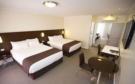 Country Comfort Premier Motel - Coogee Beach Accommodation 2