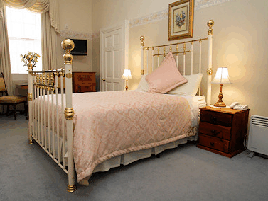 The Lodge On Elizabeth - Coogee Beach Accommodation 3
