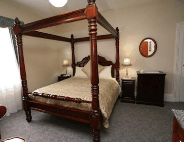The Lodge On Elizabeth - Coogee Beach Accommodation 5