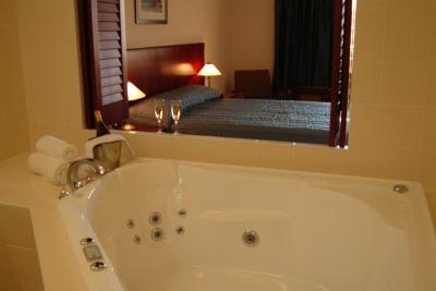 Coffee House Luxury Apartments - Coogee Beach Accommodation 2