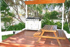 Broadbeach Travel Inn Apartments - Coogee Beach Accommodation 3