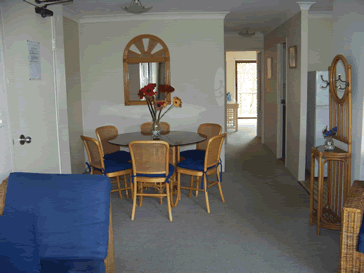 Old Burleigh Court Holiday Apartments - Coogee Beach Accommodation 5