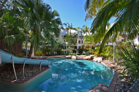 Raintrees Resort - Coogee Beach Accommodation 0