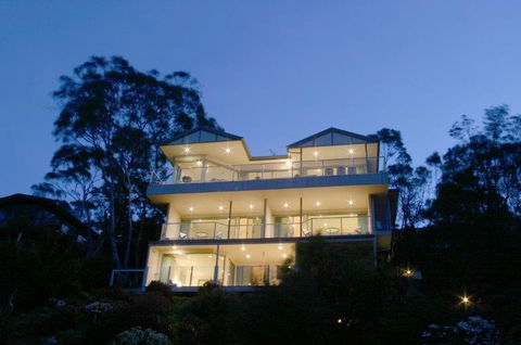 Arthurs Views - Bed & Breakfast Retreat - Coogee Beach Accommodation 3