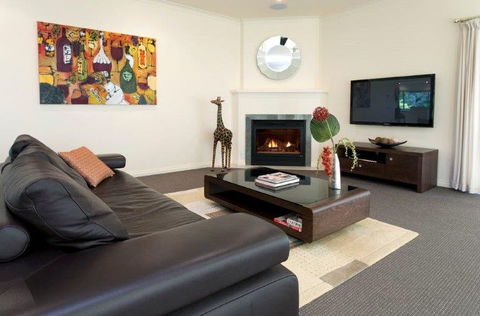 Arthurs Views - Bed & Breakfast Retreat - Coogee Beach Accommodation 4