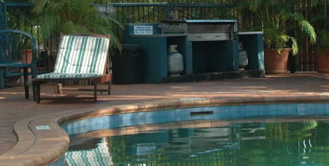Coconut Grove Holiday Apartments - Coogee Beach Accommodation 1