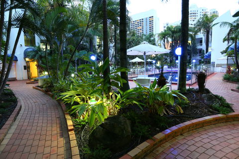 St Tropez Holiday Apartments - Coogee Beach Accommodation 0