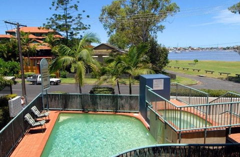 Excellsior Holiday Apartments - Coogee Beach Accommodation 4