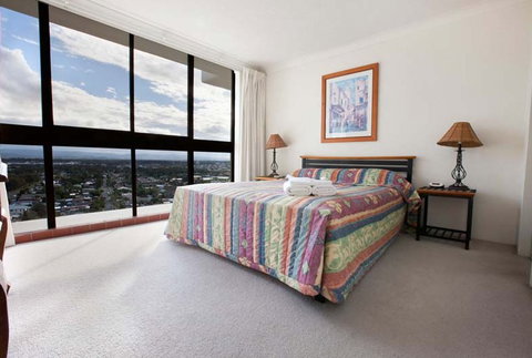 Broadwater Shores - Coogee Beach Accommodation 8