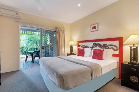 The Villas Palm Cove - Coogee Beach Accommodation 3