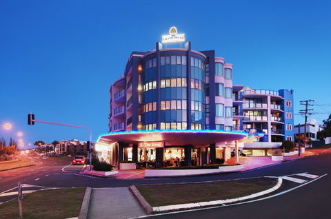 Grand Palais Beachside Resort - Coogee Beach Accommodation 0