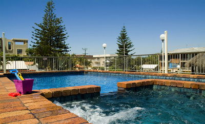 Foreshore Apartments, Mermaid Beach - Coogee Beach Accommodation 7