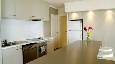 Foreshore Apartments, Mermaid Beach - Coogee Beach Accommodation 10