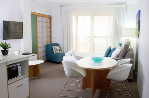 Ramada Resort Shoal Bay - Coogee Beach Accommodation 4