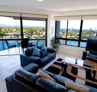 Surfers Hawaiian - Coogee Beach Accommodation