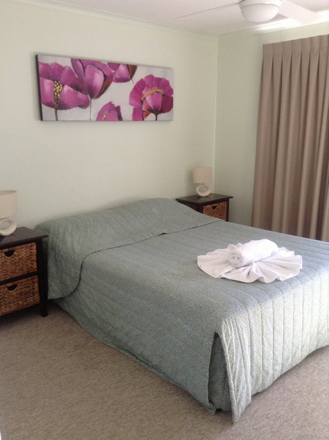 Surfcomber On The Beach - Coogee Beach Accommodation 4