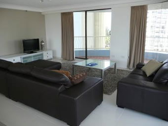 Aegean Apartments - Coogee Beach Accommodation 9