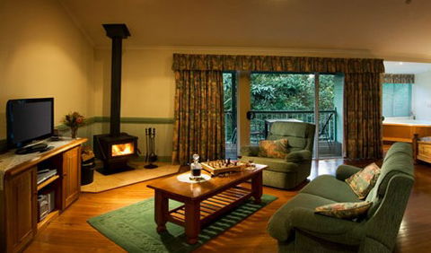 Clouds Of Montville Mountain Resort Motel - Coogee Beach Accommodation 0