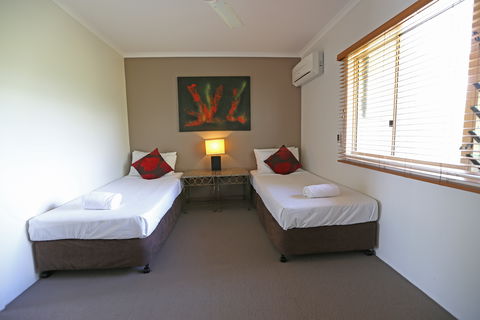 Cairns Beach Resort - Coogee Beach Accommodation 10