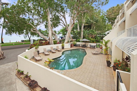 Marlin Waters Beachfront Apartments - Coogee Beach Accommodation 1