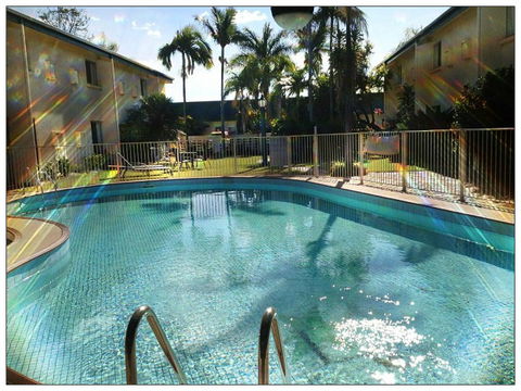 Emerald Meteor Motel - Coogee Beach Accommodation 3
