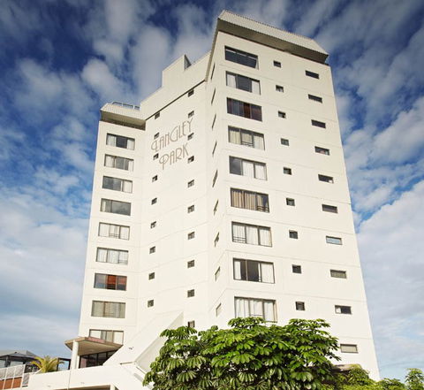 Langley Park Holiday Apartments - Coogee Beach Accommodation 0