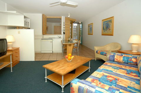 The Beach Club Resort - Mooloolaba - Coogee Beach Accommodation 1