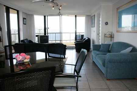 Aristocrat Apartments - Coogee Beach Accommodation 6