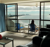 Gemini Court Holiday Apartments - Coogee Beach Accommodation