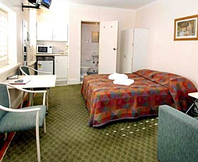 The Maisonette Hotel - Coogee Beach Accommodation 0