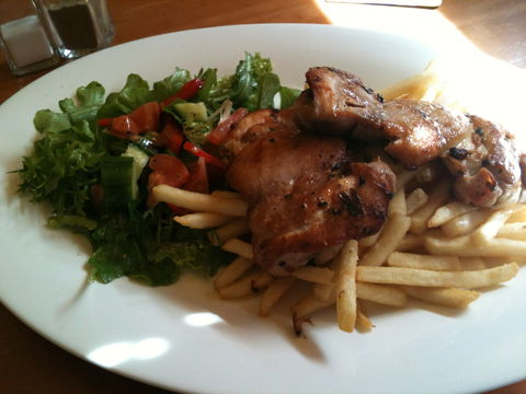 Salisbury Hotel - Coogee Beach Accommodation 0