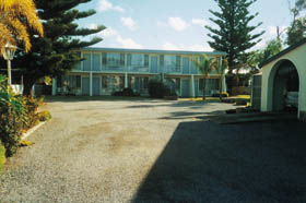 Troubridge Hotel - Coogee Beach Accommodation 0