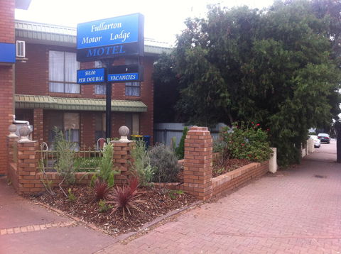 The Fullarton Motor Lodge - Coogee Beach Accommodation 1