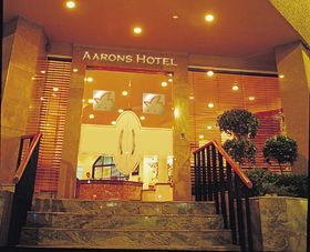 Aarons Hotel - Coogee Beach Accommodation 0