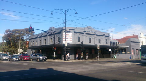 Browns Hotel - Coogee Beach Accommodation 0