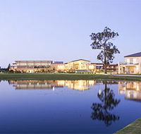 The Crowne Plaza Hotel - Coogee Beach Accommodation