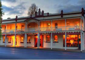Royal George Hotel - Coogee Beach Accommodation 0