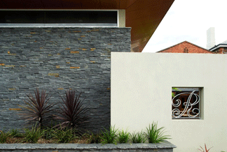Robin Hood Hotel - Coogee Beach Accommodation