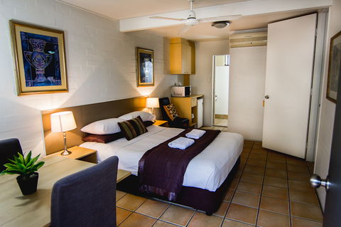 Horizons Motel - Coogee Beach Accommodation 2