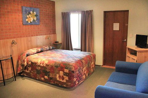 Catalina Motel Lake Macquarie - Coogee Beach Accommodation 2