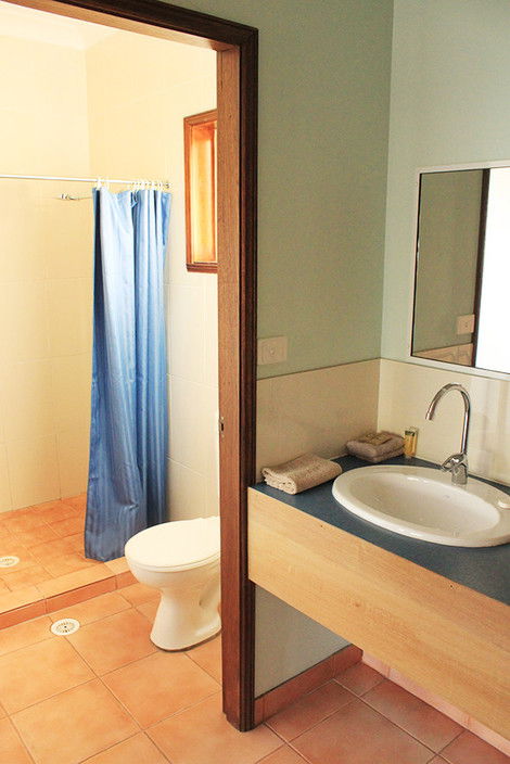 Catalina Motel Lake Macquarie - Coogee Beach Accommodation 3